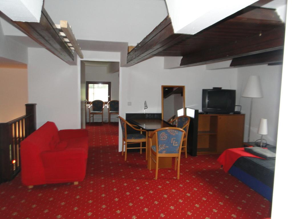 Hotel Dallgow Room photo