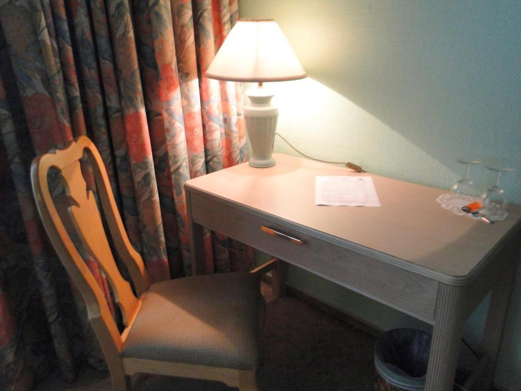 Hotel Dallgow Room photo