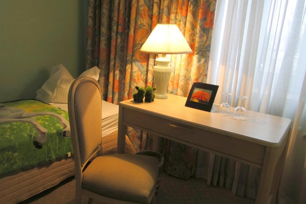 Hotel Dallgow Room photo